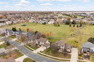 1805 Creek Ln, Northfield, MN 55057 - Photo 4