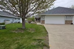 103 Sellards Ave, Dassel, MN 55325 - Photo 2