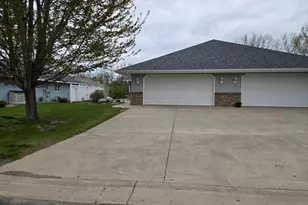103 Sellards Ave, Dassel, MN 55325 - Photo 2
