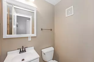 1630 Merrimac Ln N, Plymouth, MN 55447 - Photo 8