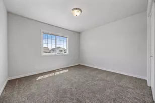 6279 59th Ave S, Fargo, ND 58104 - Photo 18