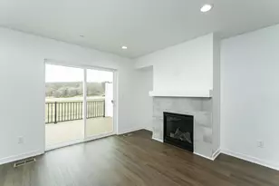 1121 Century Village Ln NE, Rochester, MN 55906 - Photo 16