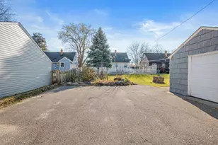 203 Moreland Ave E, West Saint Paul, MN 55118 - Photo 48