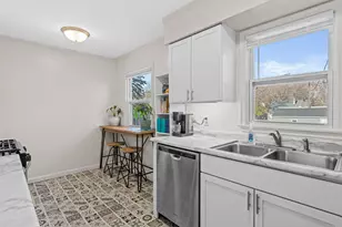 203 Moreland Ave E, West Saint Paul, MN 55118 - Photo 8