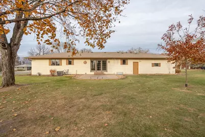 919 Church Street W, Belle Plaine, MN 56011 - Photo 36