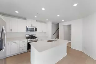 21725 Dahlia Ln, Farmington, MN 55024 - Photo 2