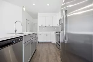 3615 17th St S, Moorhead, MN 56560 - Photo 4