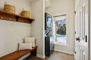 5600 Parkwood Ln, Edina, MN 55436 - Photo 24