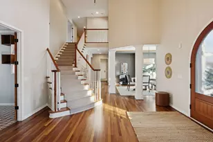 5600 Parkwood Ln, Edina, MN 55436 - Photo 6