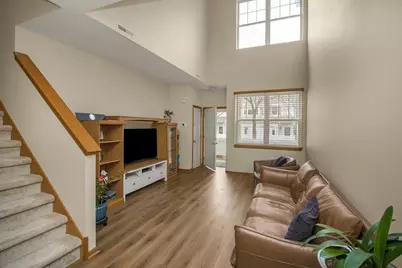 1562 Liberty Circle, Shakopee, MN 55379 - Photo 6