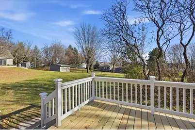 2711 Snowdrift Circle E, Maplewood, MN 55119 - Photo 14