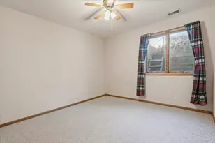 2711 Snowdrift Cir E, Maplewood, MN 55119 - Photo 30