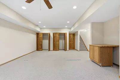 2711 Snowdrift Circle E, Maplewood, MN 55119 - Photo 26