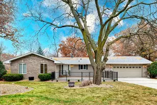 13511 Krestwood Dr, Burnsville, MN 55337 - Photo 2