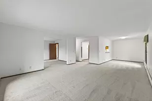 10441 Greenbrier Rd, Minnetonka, MN 55305 - Photo 6