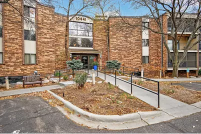 10441 Greenbrier Road #222, Minnetonka, MN 55305 - Photo 1