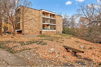 10441 Greenbrier Road #222, Minnetonka, MN 55305 - Photo 2