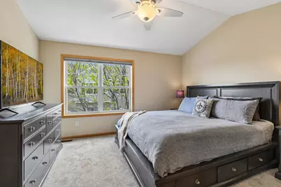 1945 Commonwealth Boulevard #5, Chanhassen, MN 55317 - Photo 14