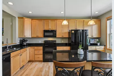 1945 Commonwealth Boulevard #5, Chanhassen, MN 55317 - Photo 6