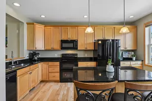 1945 Commonwealth Blvd, Chanhassen, MN 55317 - Photo 6