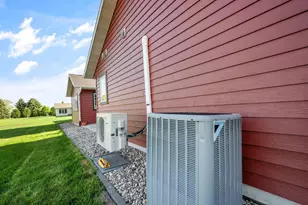 513 Harrison St, Welcome, MN 56181 - Photo 48