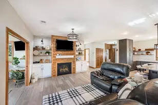 513 Harrison St, Welcome, MN 56181 - Photo 14