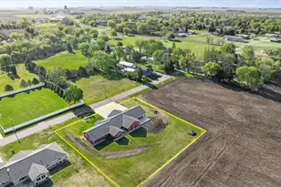 513 Harrison St, Welcome, MN 56181 - Photo 54