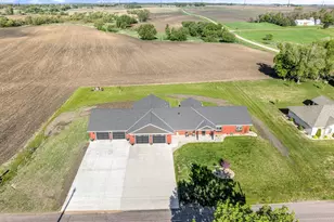 513 Harrison St, Welcome, MN 56181 - Photo 44