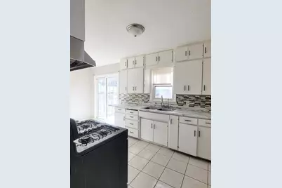 960 Geranium Avenue E, Saint Paul, MN 55106 - Photo 10