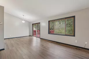 1281 Edgehill Ct, Maplewood, MN 55109 - Photo 8