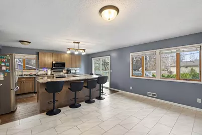 8792 77th Street S, Cottage Grove, MN 55016 - Photo 6