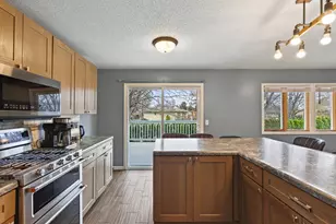 8792 77th St S, Cottage Grove, MN 55016 - Photo 10