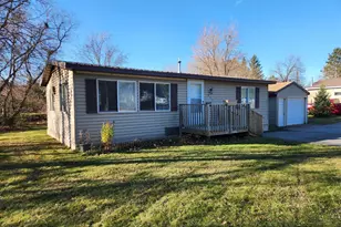 815 NW 3rd Ave, Grand Rapids, MN 55744 - Photo 2