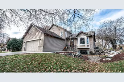 13632 Princeton Circle, Savage, MN 55378 - Photo 34