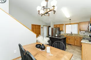 4147 Peregrine Ln S E, Rochester, MN 55904 - Photo 6