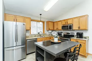 4147 Peregrine Ln S E, Rochester, MN 55904 - Photo 4