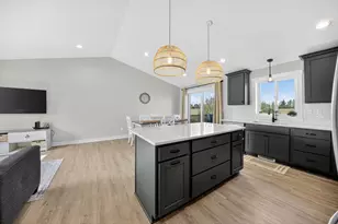 2221 Petersen Dr NW, Stewartville, MN 55976 - Photo 10