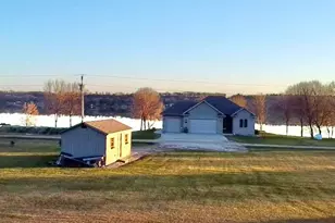 83987 Ridge Creek Dr, Clinton, MN 56278 - Photo 38