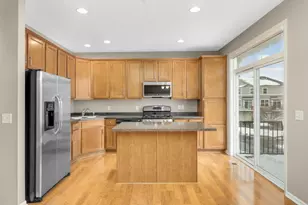 8405 Norwood Ln N, Maple Grove, MN 55369 - Photo 4