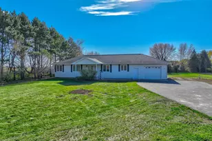 1019 100th Ave, Roberts, WI 54023 - Photo 2