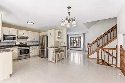 1860 Hilo Court N, Oakdale, MN 55128 - Photo 6