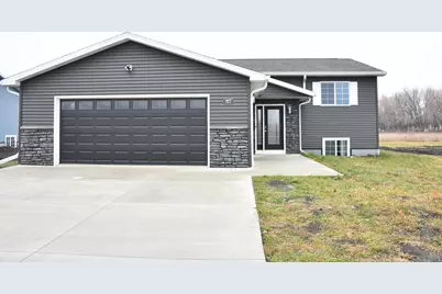 1677 Cecilee Street, Worthington, MN 56187 - Photo 1