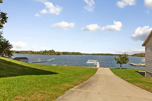 8325 Hennepin Way, Morristown, MN 55052 - Photo 14