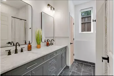 3310 Lyndale Avenue S, Minneapolis, MN 55408 - Photo 8