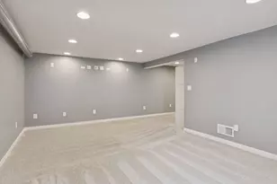 1736 Hubbard Ave, Saint Paul, MN 55104 - Photo 24