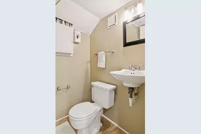 1736 Hubbard Avenue, Saint Paul, MN 55104 - Photo 26