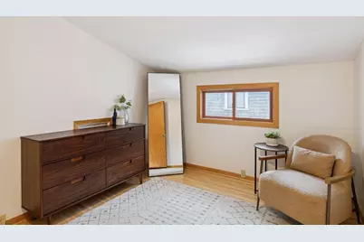 1736 Hubbard Avenue, Saint Paul, MN 55104 - Photo 20