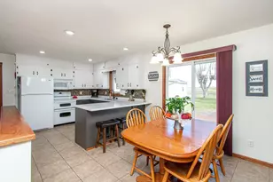 706 Rensvold Blvd, Moorhead, MN 56560 - Photo 8