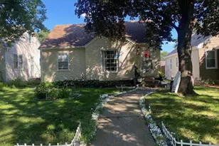 3824 Vera Cruz Ave N, Robbinsdale, MN 55422 - Photo 1