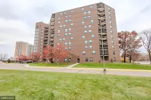 6615 Lake Shore Dr S, Richfield, MN 55423 - Photo 38